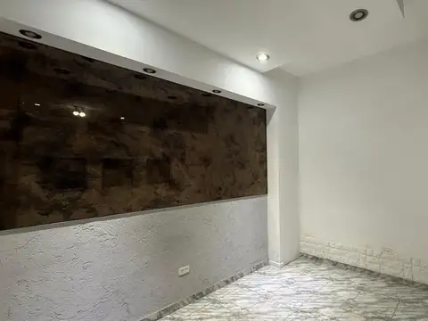 Oficina en Alquiler en Centro, $ 380.000