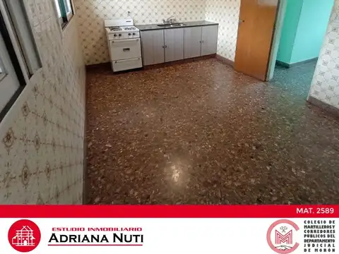 VILLA LUZURIAGA  - Departamento dos ambients con cochera