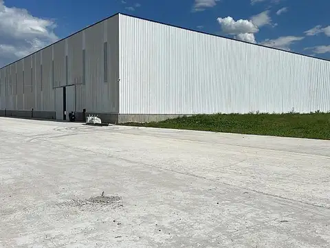 Depósito premium de 12.000 m² en alquiler en Parque Industrial Tecnológico Florencio Varela
