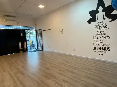 Alquilo Local Comercial en Av.Ramon Anador, Buceo