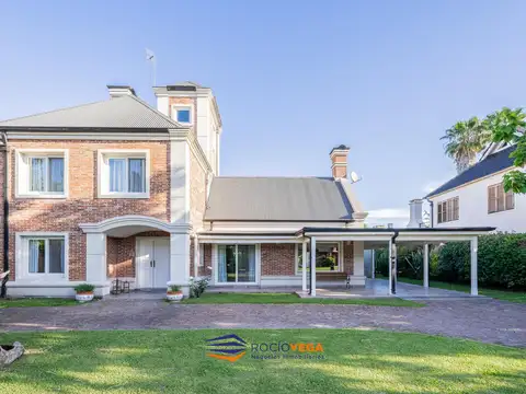 Casa en venta en Banco Provincia, Francisco Alvarez, Moreno