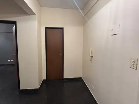 Oficina en Alquiler en Centro, $ 550.000