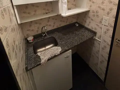 Oficina en Alquiler en Centro, $ 550.000
