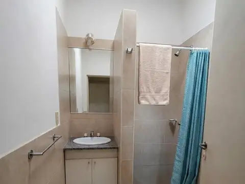 Depto Tipo Casa 2 ambientes con 1 baño