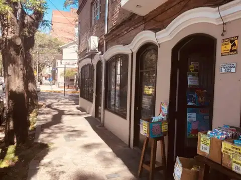 Rivadavia al 400