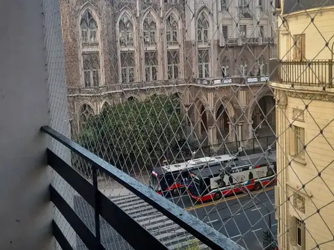 DEPARTAMENTO DE 2 AMBIENTES CON DEPENDENCIA FT BALCON