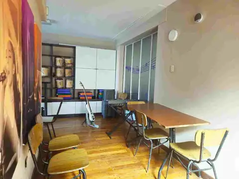 Casa 7 ambientes con 3 baños