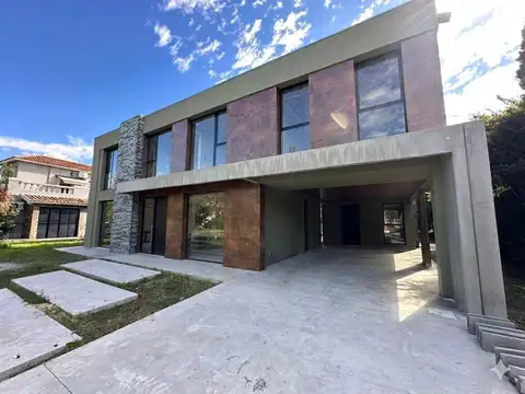 Venta casa ruta 58 km 10 Club de Campo "El Lauquen" Canning