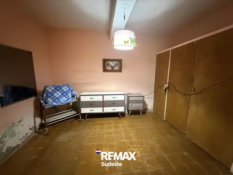 Casa mas Departamento. Barrio KM5!