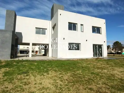 Venta de Casa 4 AMBIENTES en Haras del Sol, Pilar
