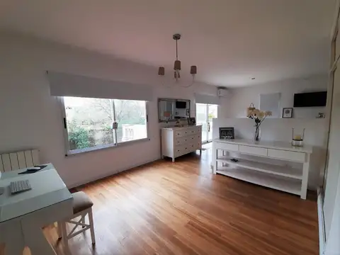 Casa en Alquiler Temporal en Talar Del Lago, USD 4.500