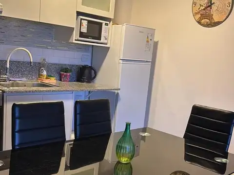 Flores Prop. ALQUILA ANUALMENTE Departamento - Lagoon Pilar