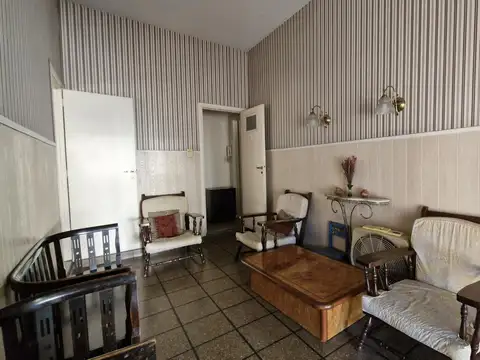 Depto Tipo Casa en Venta de 7 ambientes