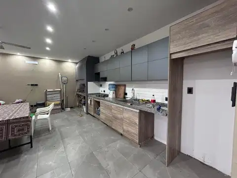 Casa 2 ambientes con 1 baño