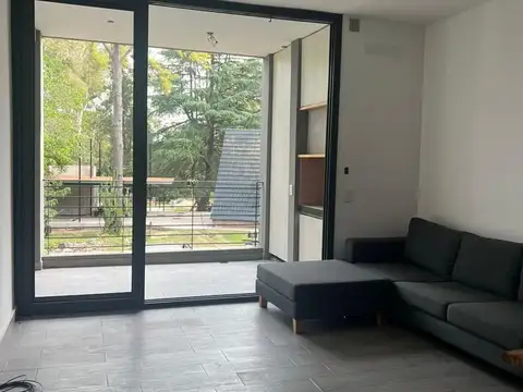 Departamento en Venta con 1 cochera