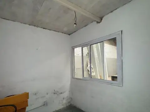 Galpon en Alquiler en Lanús Oeste, $ 649.900