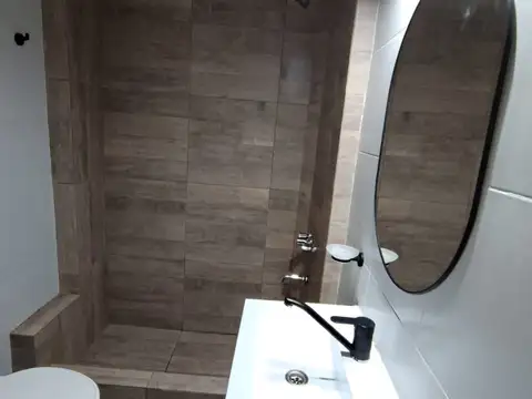 Depto Tipo Casa 2 ambientes con 1 baño