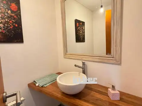 Casa - Venta - Argentina, Berazategui - Av. Doctor Sabin 2853