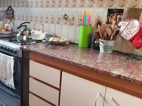 Depto Tipo Casa en Venta de 4 dormitorios