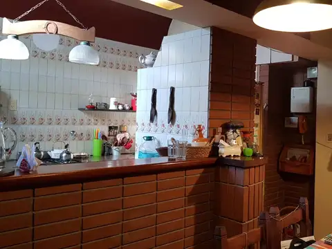 Depto Tipo Casa en Venta de 5 ambientes