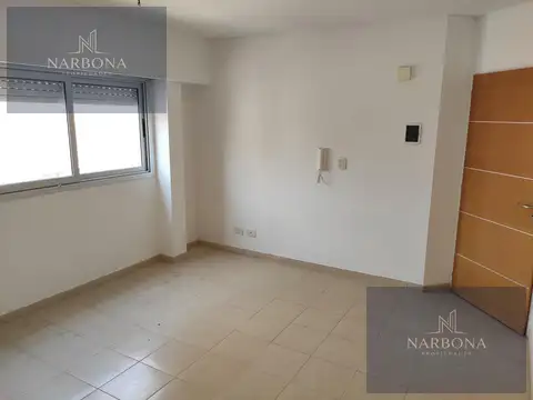1er de Mayo y Mendoza- Torre II- Piso 8- Dpto 1