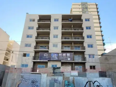 DEPTO. 3AMB. A ESTRENAR CON BALCÓN AL FRENTE Y LAVADERO