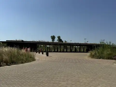 Lote en venta en Puertos del lago Barrio Amarras