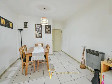 VENTA - DEPARTAMENTO - 4 AMBIENTES - BALCÓN - FLORESTA
