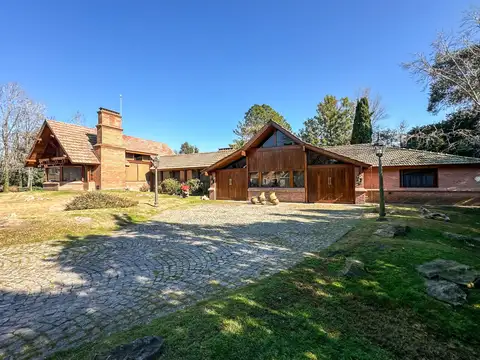 Casa en venta en Golfer's, Pilar - 7 Ambientes