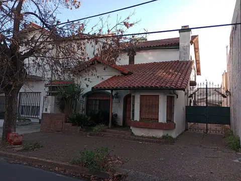 Casa - Venta - Argentina, Tres de Febrero - CURAPALIGUE - (3F) 2261