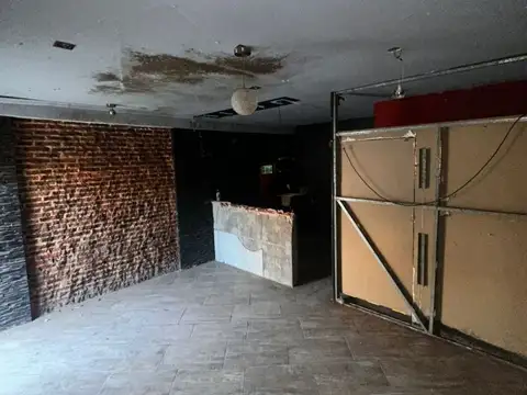 Local - Alquiler - Argentina, La Matanza - AV LURO 5615