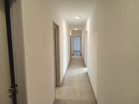 Local en Alquiler A Estrenar