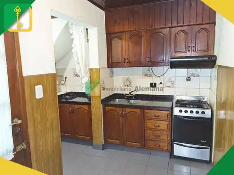 Casa 3 ambientes con 1 baño