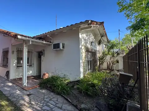 Casa en venta en Castelar Norte