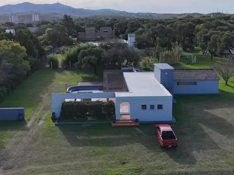 Casa en Venta en Malagueño, Santa María