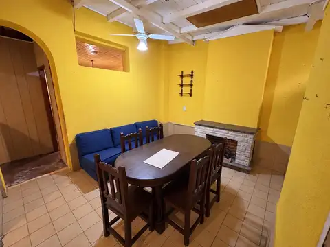 VENTA PH 3 AMBIENTES A REFACCIONAR EN FLORES, SIN EXPENSAS Y FINANCIACIÓN PRIVADA