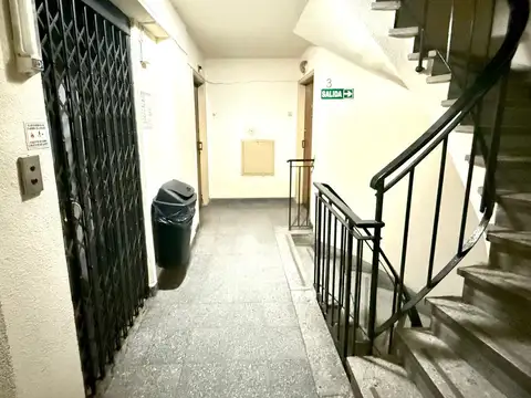 VENTA DE DEPARTAMENTO MONOAMBIENTE ALMAGRO