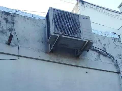 Depto Tipo Casa 2 ambientes con 1 baño