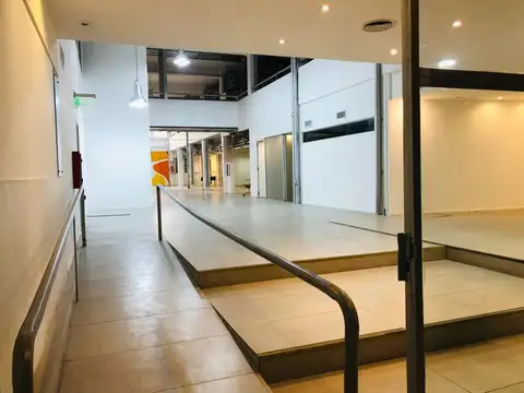 Avenida Olazábal 1300