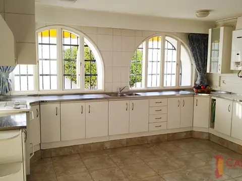 Casa en Venta en Cerro De Las Rosas, USD 320.000