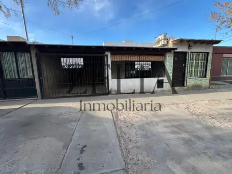 Vendo / Alquilo Casa en Barrio San Cayetano, Dorrego, Guaymallén