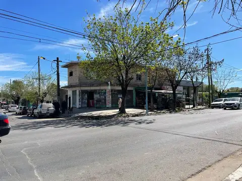 Avenida San Martin y Lamadrid