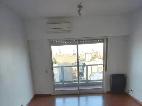 2 ambientes con balcon terraza