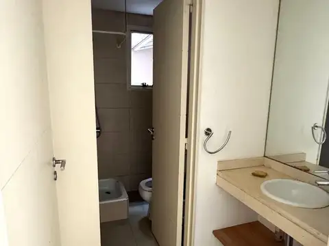 Alquiler ambiente divisible con patio Caballito