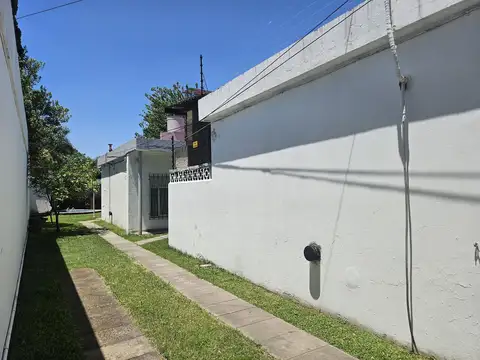 Depto Tipo Casa en Venta en Ituzaingo, USD 119.500