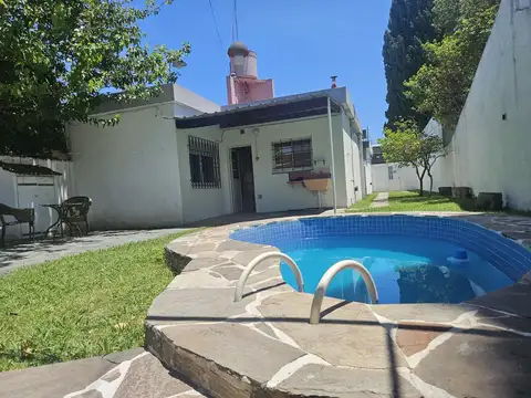 Venta PH con Quincho y Pileta en Ituzaingó