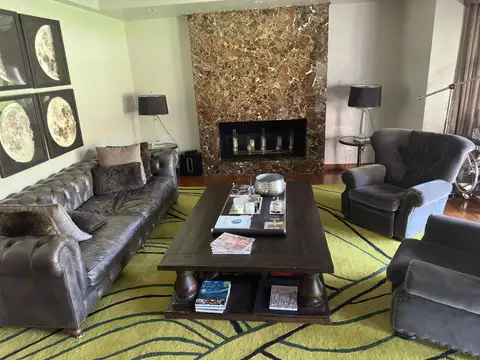 Casa en Alquiler en Abril Club De Campo, USD 7.500