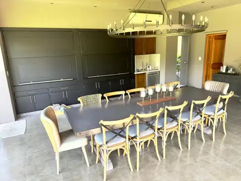 Casa en Alquiler al Norte
