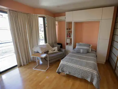 Alquiler Impecable monoambiente/balcon Caballito