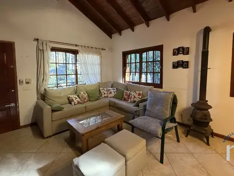 Casa en Venta con 1 cochera